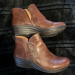 Craft and borrow ankle boots